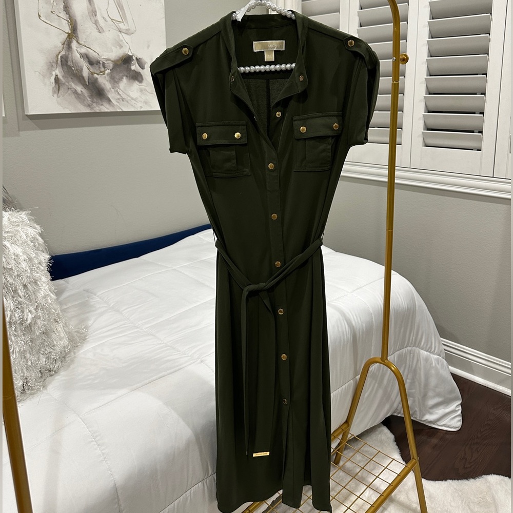 Cute Navy Green Michael Kora Adjustable Dress !